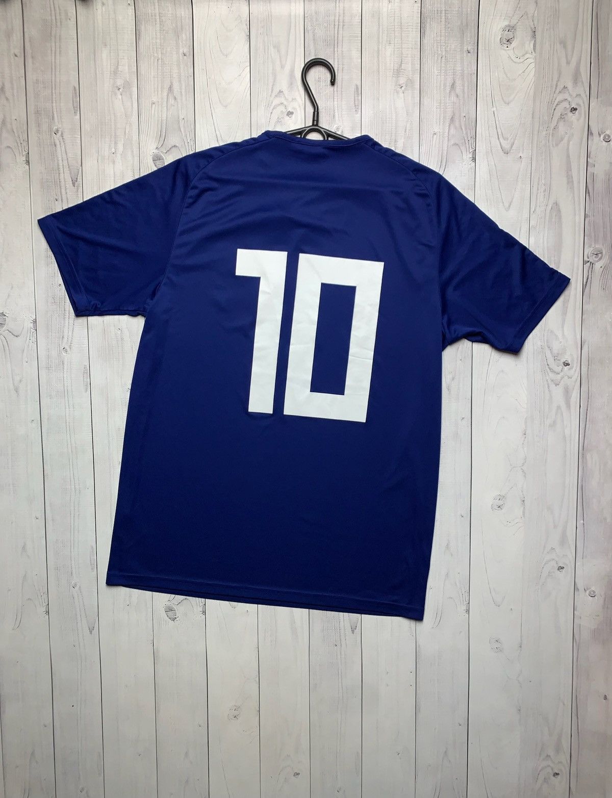 Adidas × Vintage Vintage adidas Japan soccer jersey 10 blue size M Size US M / EU 48-50 / 2 - 2 Thumbnail