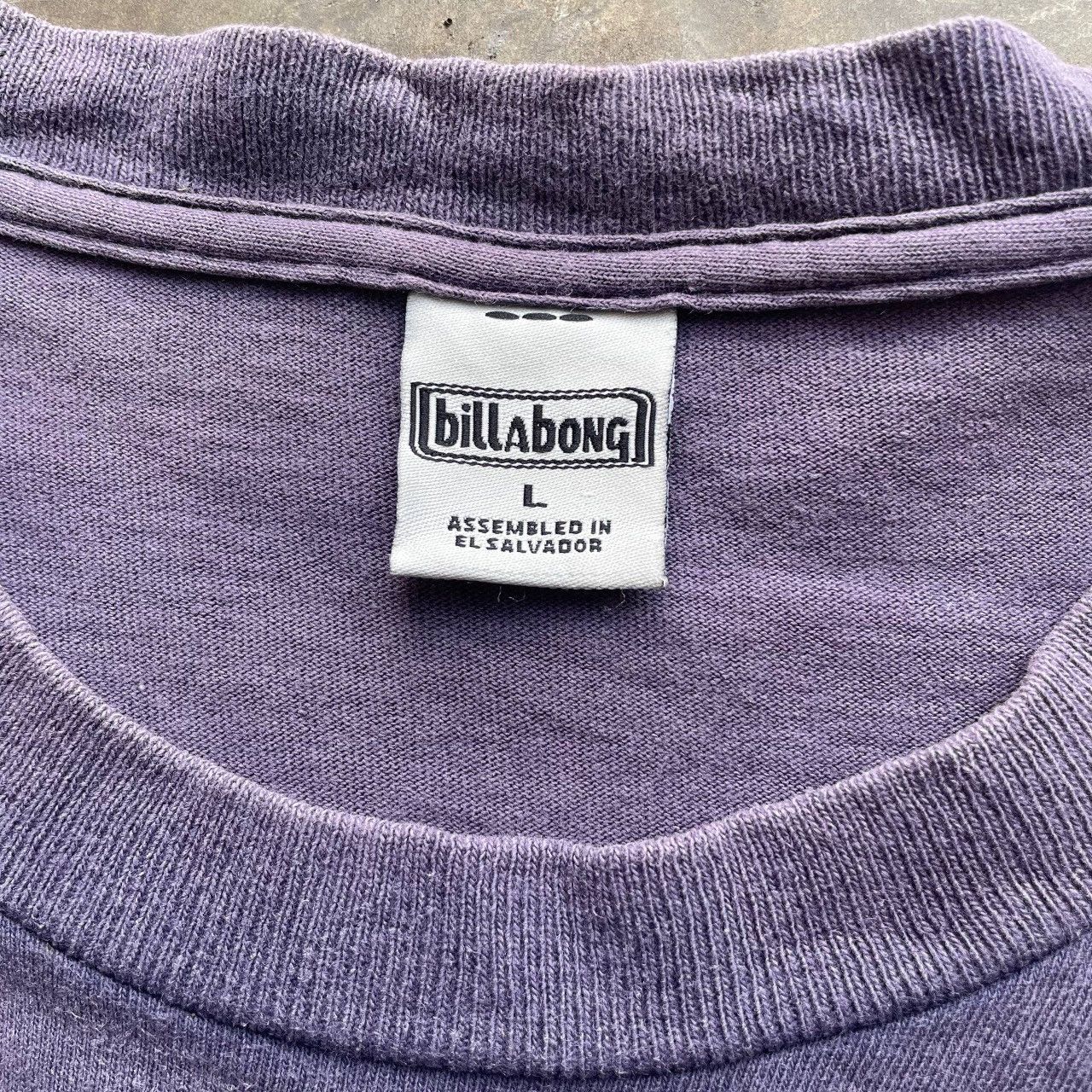 Billabong Vintage 90s billabong surf tshirt sun faded Size US L / EU 52-54 / 3 - 5 Thumbnail