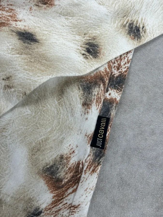 Just Cavalli SS2004 Cavalli Cream Animal Print Longsleeve T-Shirt Size US M / EU 48-50 / 2 - 8 Thumbnail