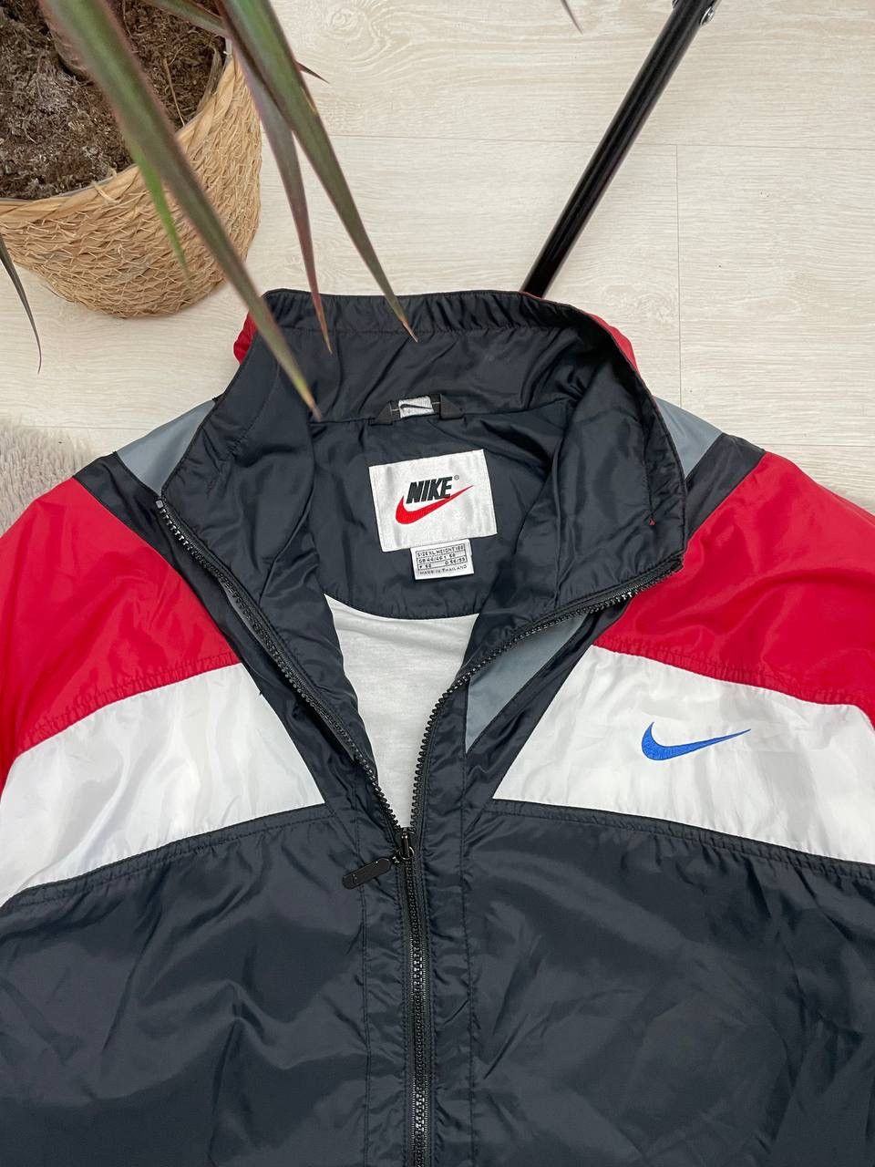 Nike × Vintage Nike Vintage 90’s Neylon Jacket Big Swoosh Rare Item Y2k Size US XL / EU 56 / 4 - 2 Thumbnail