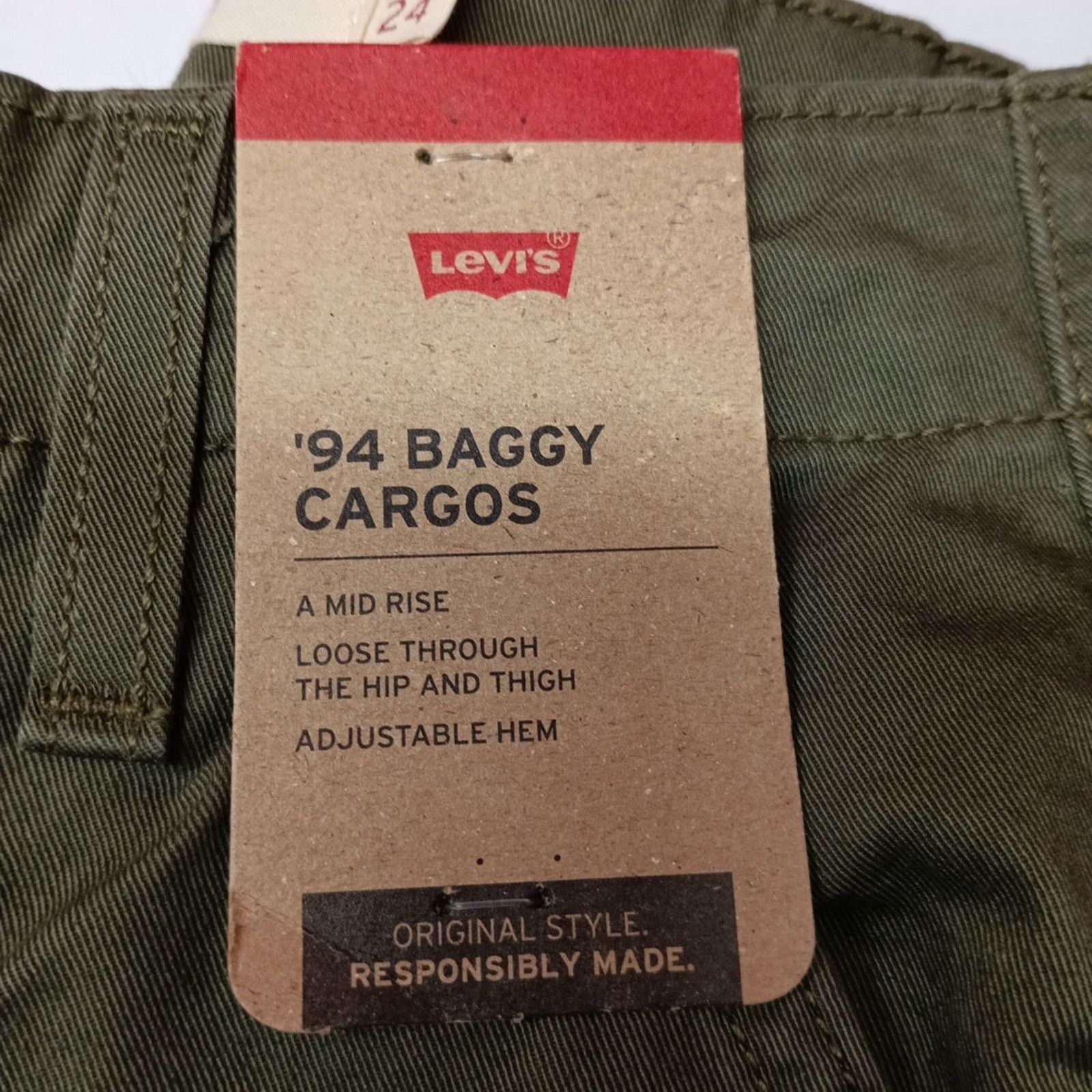 Levi's Levi's Women '94 Baggy Cargo Pants Size 24x32 Green Mid Rise Size 24" / US 00 / IT 34 - 2 Thumbnail