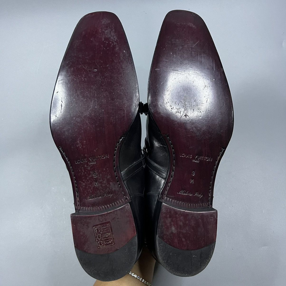 Louis Vuitton Louis Vuitton LV Logo Equinox Derby Leather Shoes Size US 9 / EU 42 - 11 Thumbnail