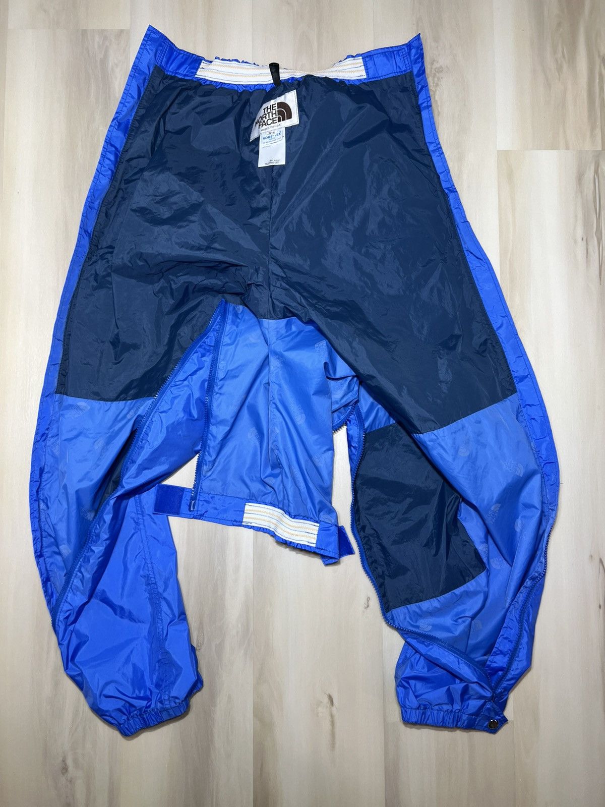 The North Face VTG North Face Brown Label Gore-Tex Packable MiUSA Blue W-S Size 26" / US 2 / IT 38 - 9 Thumbnail