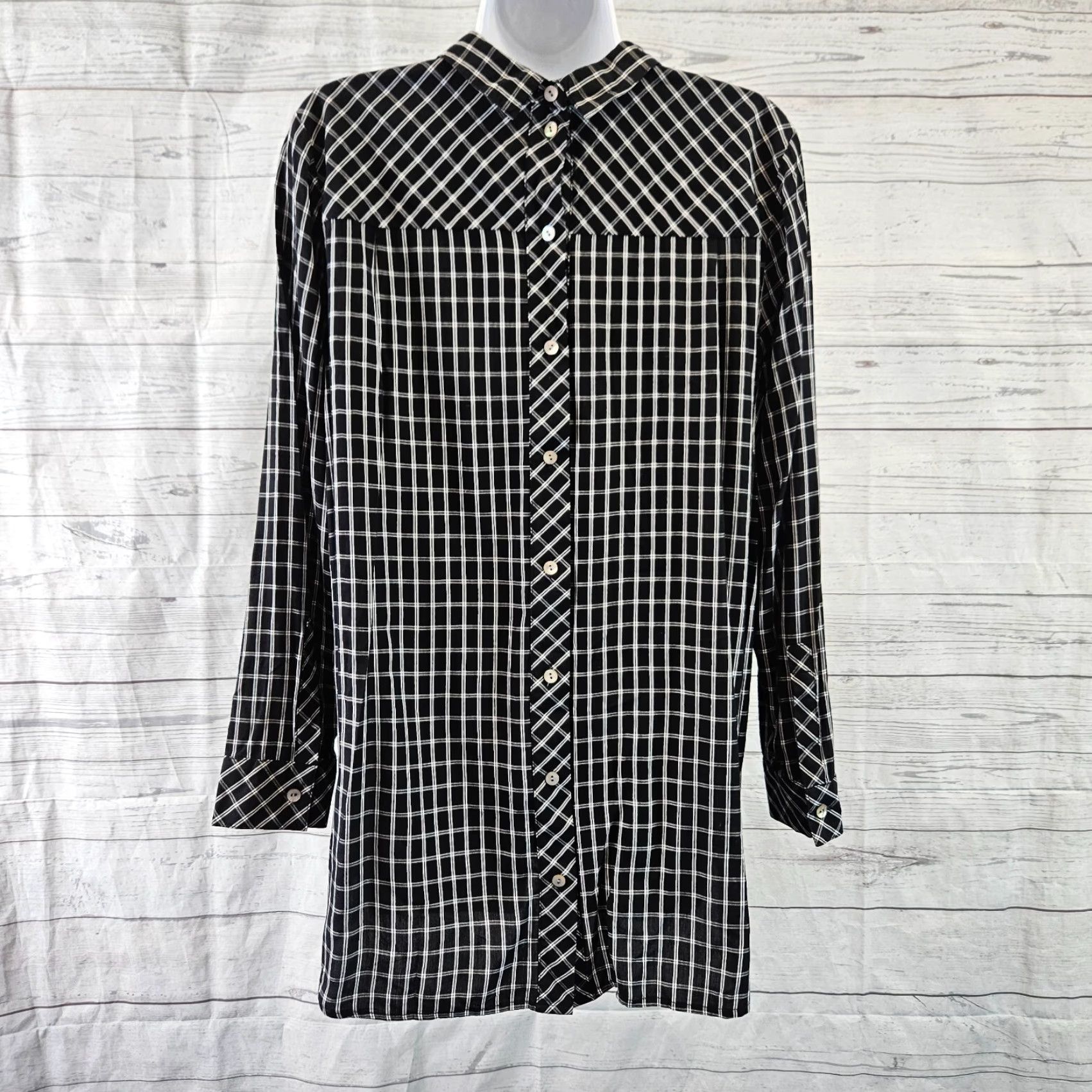 J. Jill VINTAGE J Jill Womens Back Button Top Sz Medium Black White Windowpane Long Sleeve Size M / US 6-8 / IT 42-44 - 4 Thumbnail