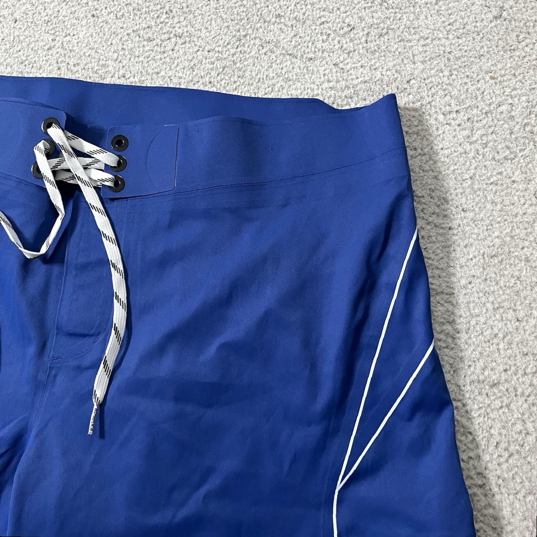 Lululemon Lululemon Board Shorts Mens 40 Blue Swim Trunks Pockets Beach Drawstring Size US 40 / EU 56 - 6 Thumbnail
