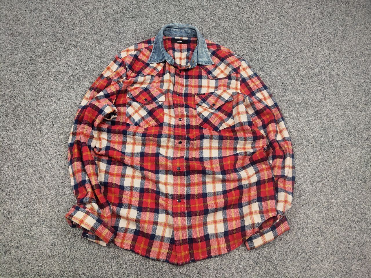 Diesel Diesel Vintage American style Flannel shirt red Long sleeve Size US M / EU 48-50 / 2 - 2 Thumbnail