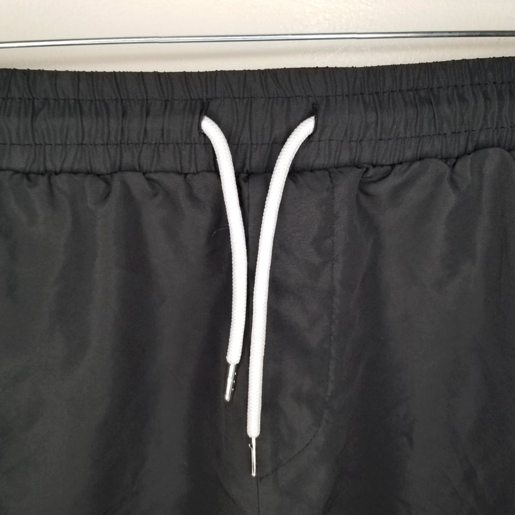 Forever 21 Forever 21 Womens Athletic Shorts L Black White Drawstring Gym Running Training Activewear Size 36" / US 14 / IT 50 - 2 Thumbnail