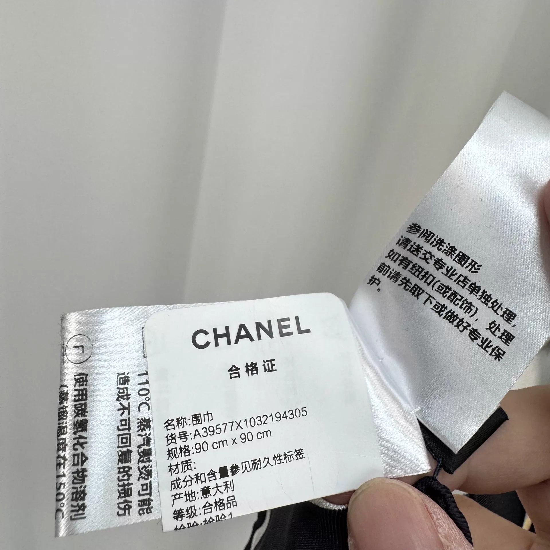 Chanel Chanel Camellia All Over Print 90x90cm Scarf Size ONE SIZE - 8 Thumbnail