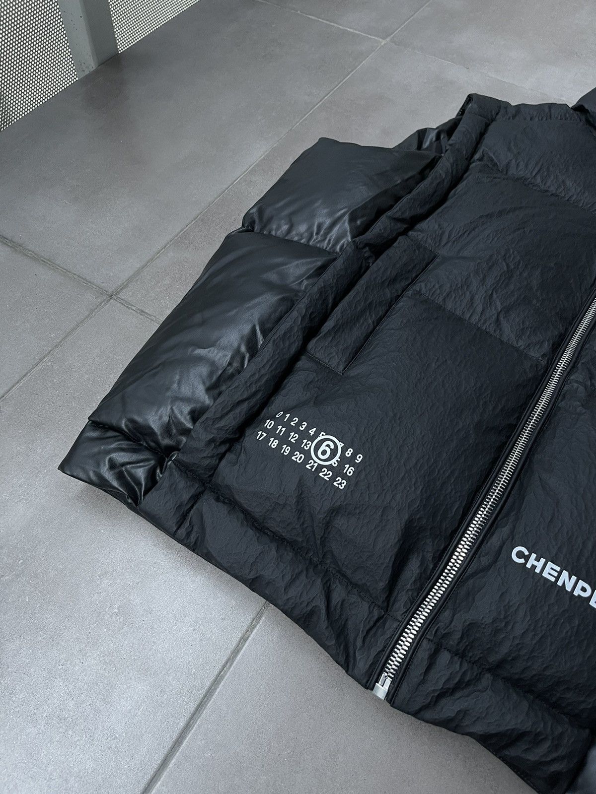 Maison Margiela !DS! AW23 Maison Margiela Chenpeng Black Puffer Gilet Vest Size US M / EU 48-50 / 2 - 12 Thumbnail