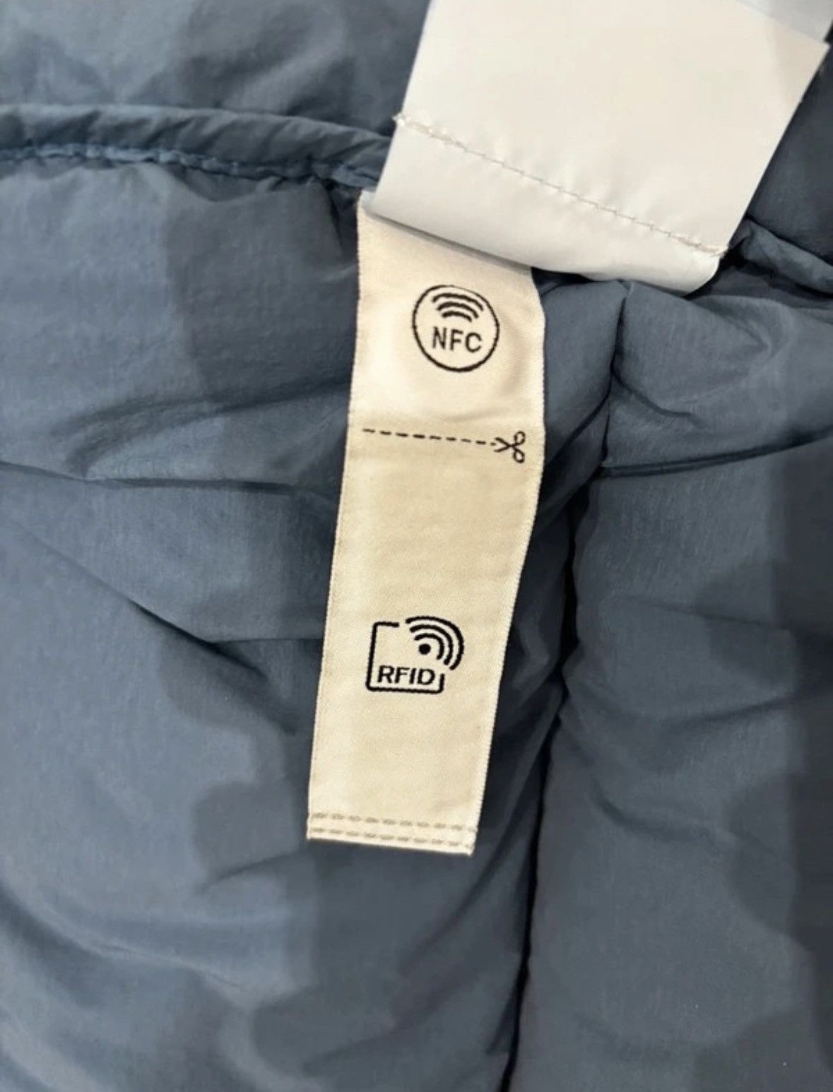 Stone Island seamless tunnel nylon down-tc Size US M / EU 48-50 / 2 - 6 Thumbnail