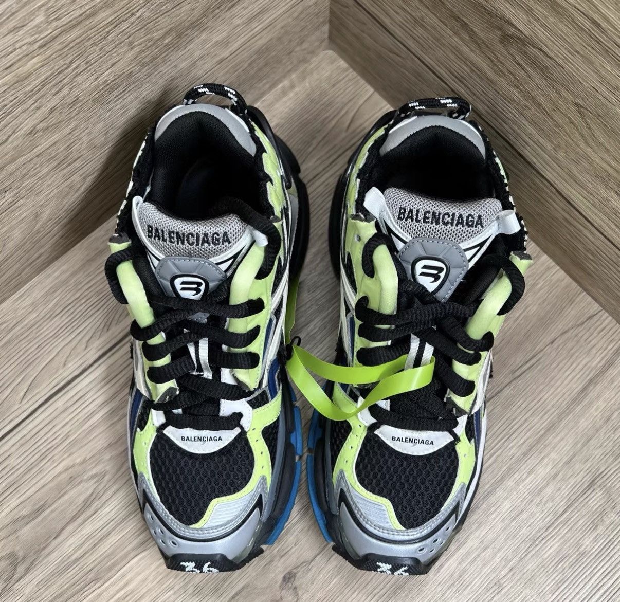 Balenciaga Balenciaga Runner Black & Green Vintage Sneakers J41 Size US 6 / IT 36 - 1 Thumbnail