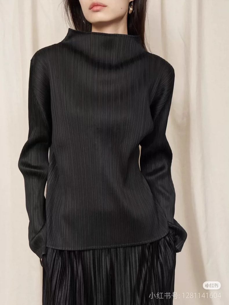 Issey Miyake Issey Miyake size:3 Black pleated long-sleeved shirt Size M / US 6-8 / IT 42-44 - 2 Thumbnail