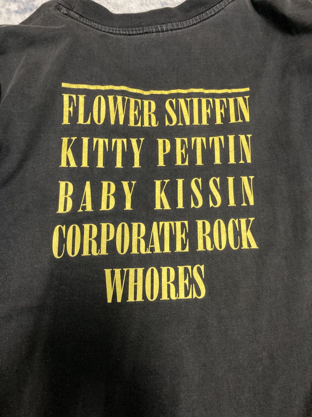 Nirvana Vintage 1992 Nirvana Smiley Face L/S T-Shirt Size US L / EU 52-54 / 3 - 9 Thumbnail