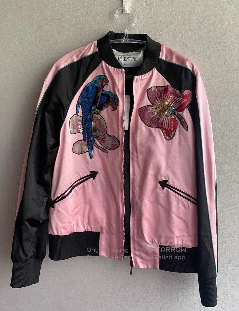 Valentino Valentino Pink embroidered jacket Size M / US 6-8 / IT 42-44 - 1 Thumbnail