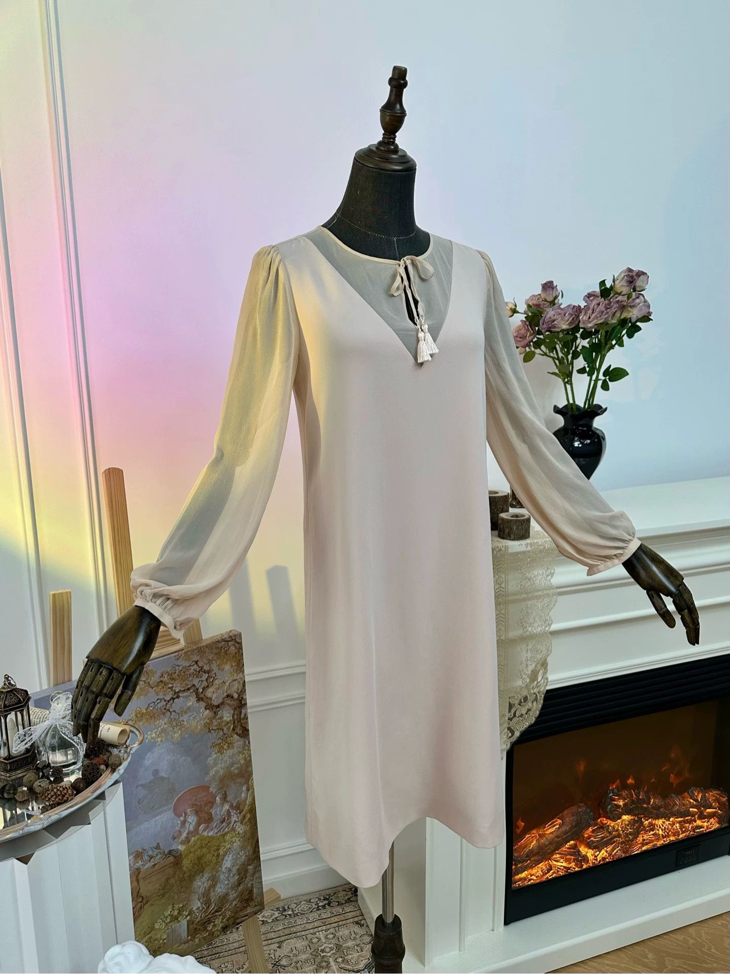 Max Mara MaxMara Studio Blush Silk V-neck Tie Puff Sleeve Dress Size M / US 6-8 / IT 42-44 - 8 Thumbnail