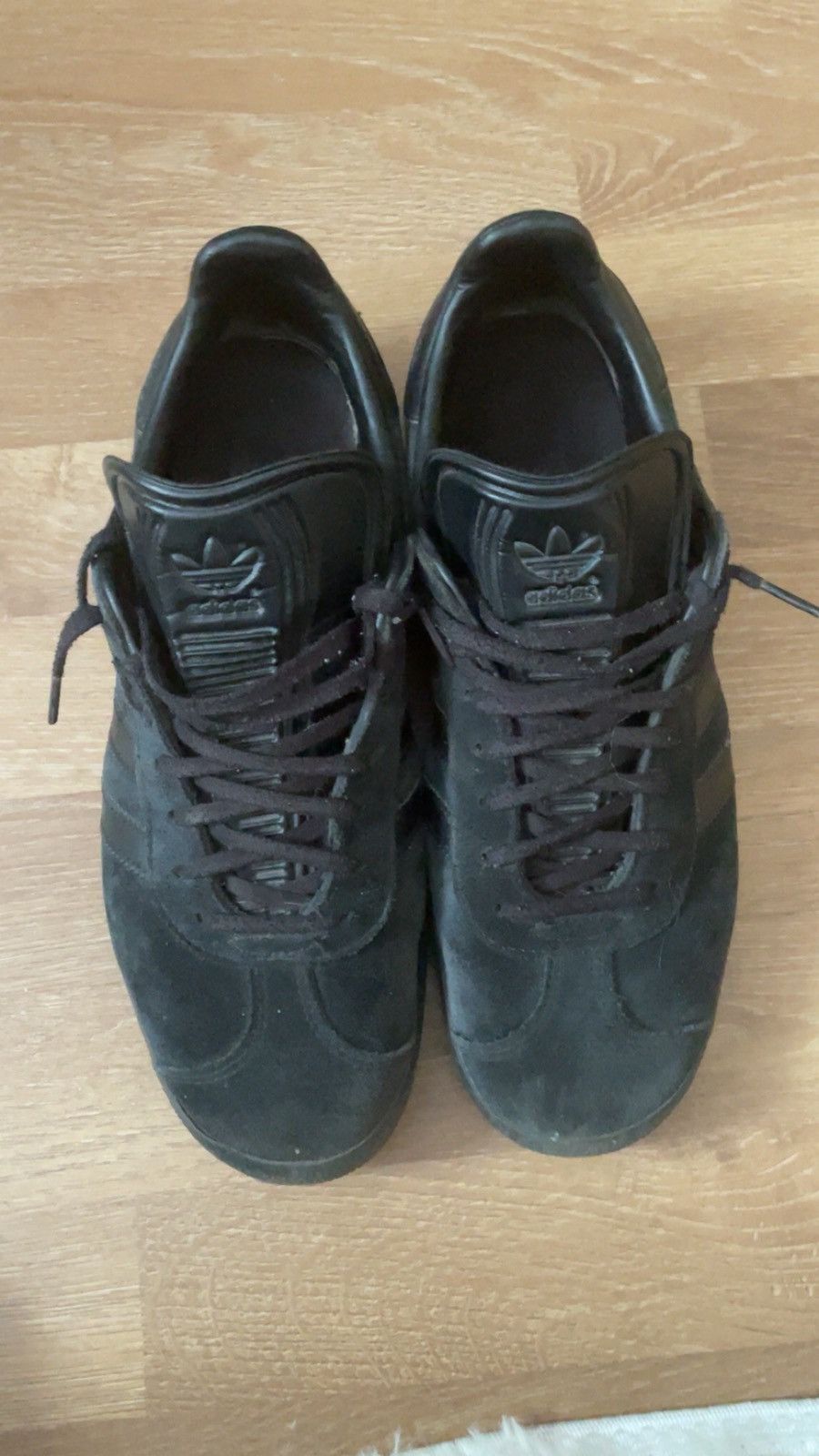 Adidas Adidas Gazzele Size US 9 / EU 42 - 1 Thumbnail