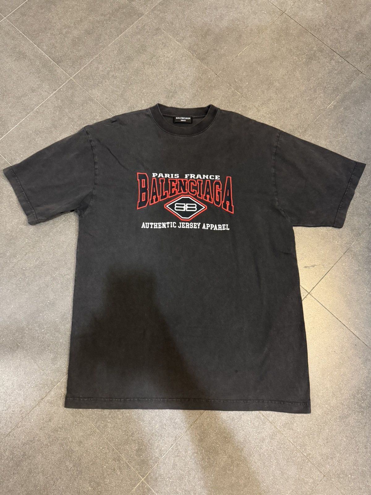 Balenciaga Balenciaga BB T-Shirt Size US XS / EU 42 / 0 - 1 Thumbnail