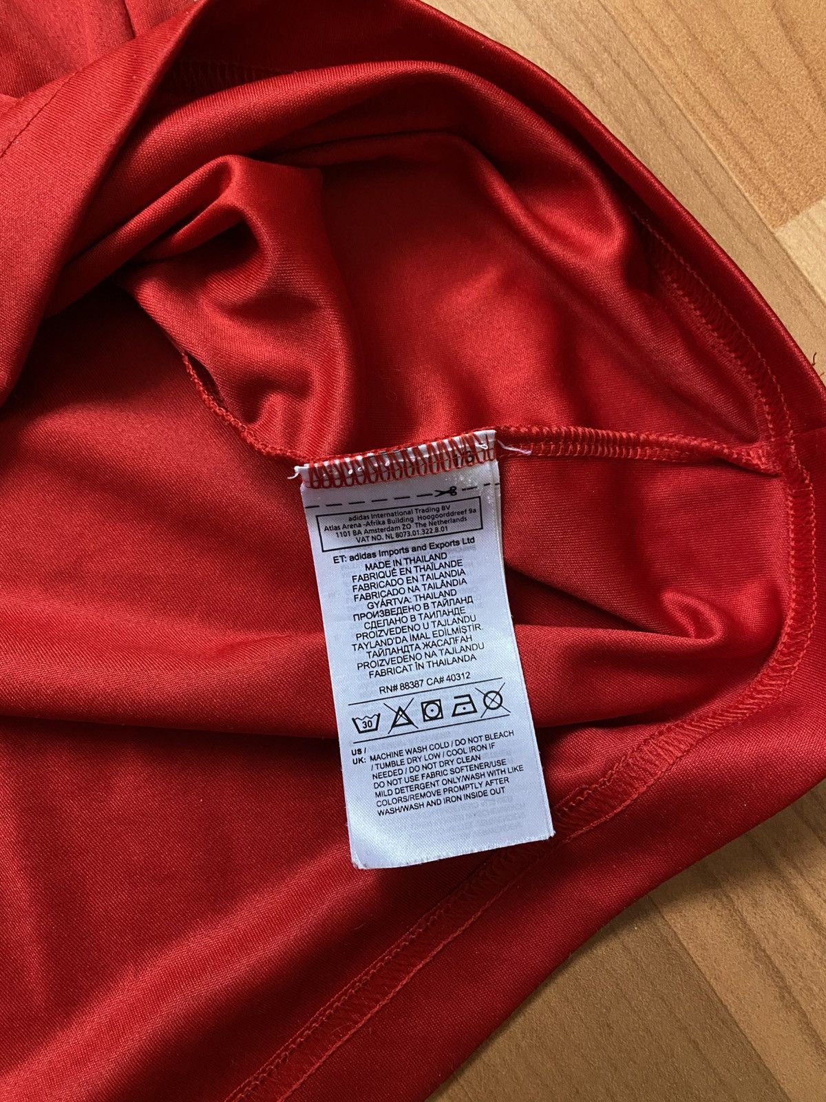 Adidas Adidas FC Basel 2019/20 Home Football Shirt Soccer Jersey Size US S / EU 44-46 / 1 - 8 Thumbnail