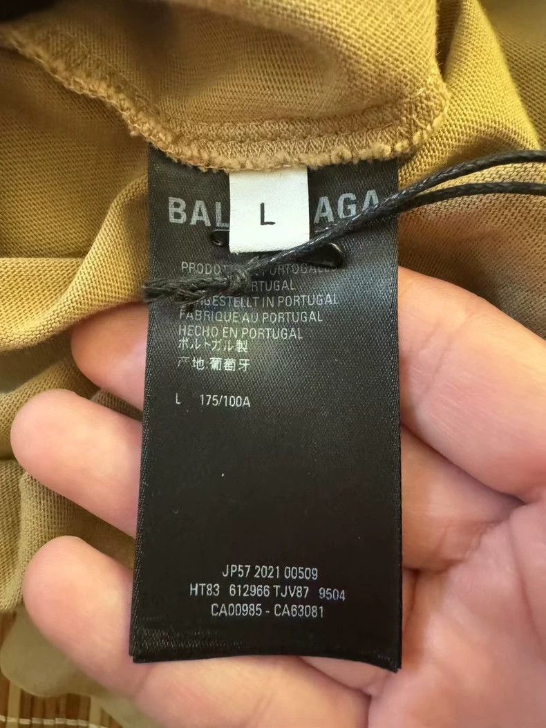 Balenciaga Balenciaga Khaki BB embroidered monogram short sleeve Size US L / EU 52-54 / 3 - 4 Thumbnail
