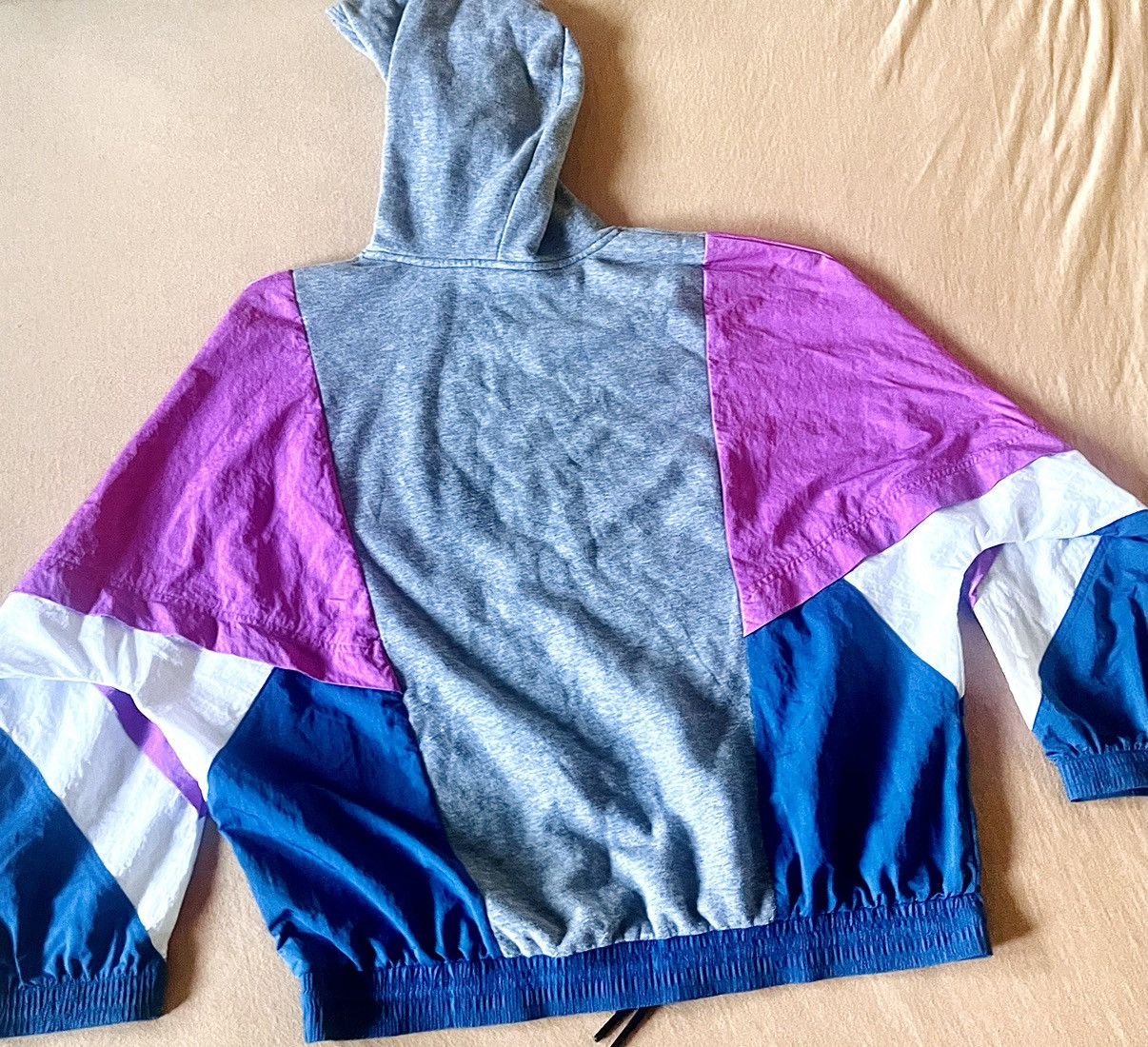Nike Nike Women’s Icons Clash Pullover Windbreaker (Grey) - Small Size S / US 4 / IT 40 - 9 Thumbnail