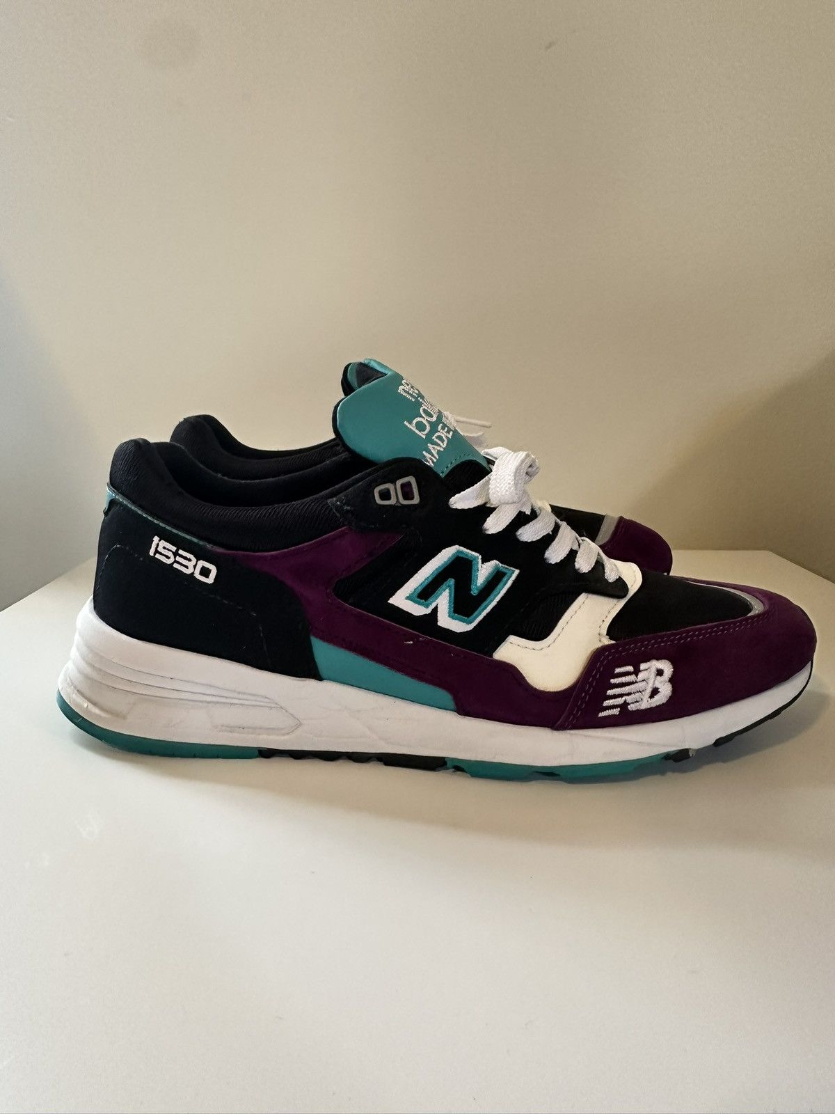 New Balance New Balance 1530 Made In England Size US 10.5 / EU 43-44 - 1 Thumbnail