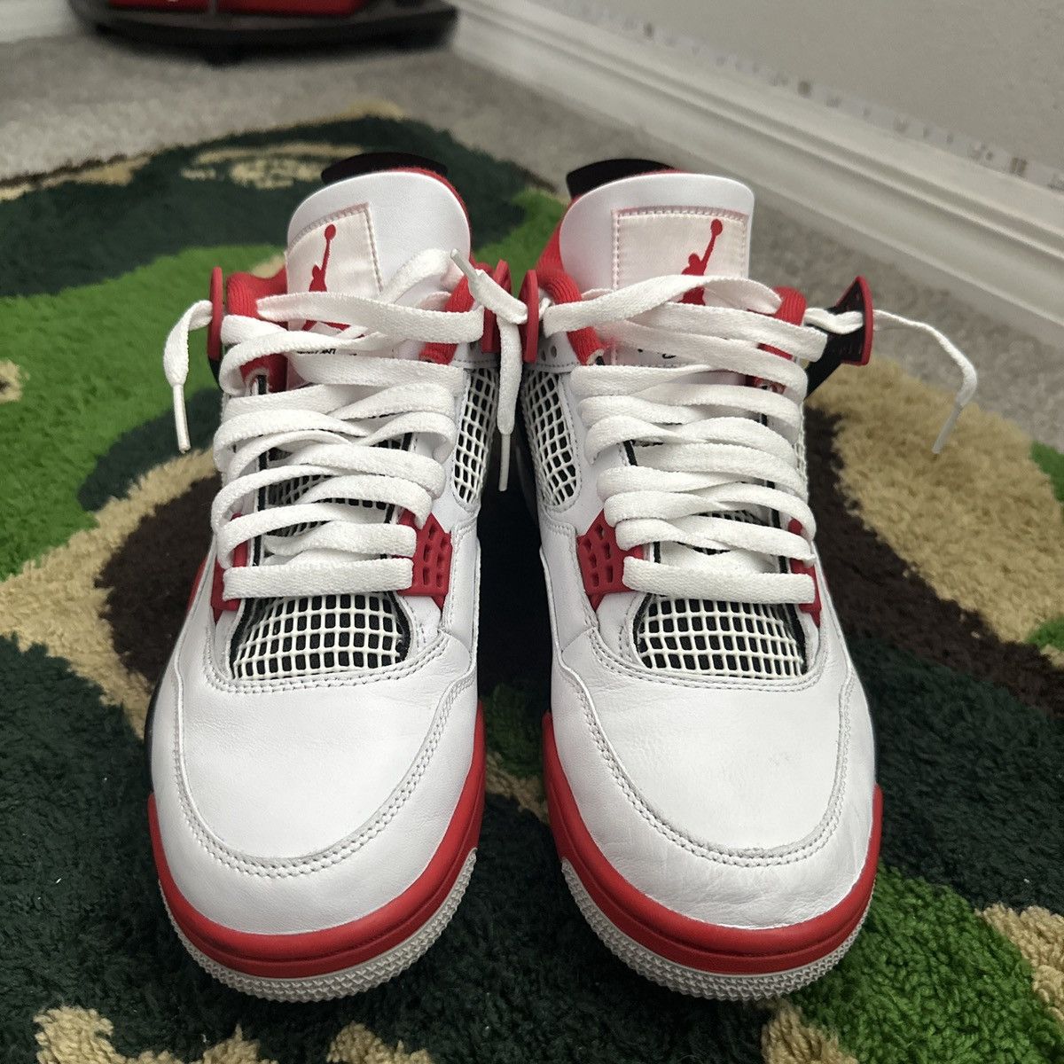 Jordan Brand Jordan Fire Red Fours Size US 8.5 / EU 41-42 - 3 Thumbnail