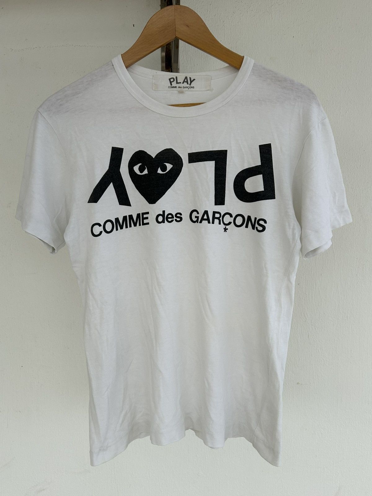 Comme des Garcons Vintage Play Cdg White Tee Size US S / EU 44-46 / 1 - 1 Thumbnail