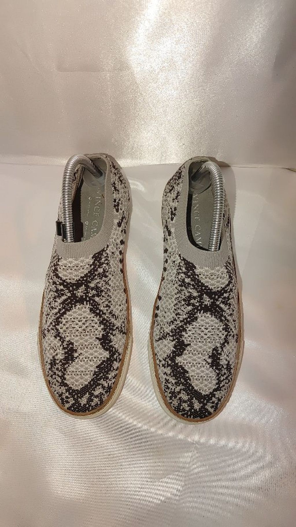 Vince Camuto Vince Camuto Keamalla Slip On Sneaker Size 8 Size US 8 / IT 38 - 5 Thumbnail