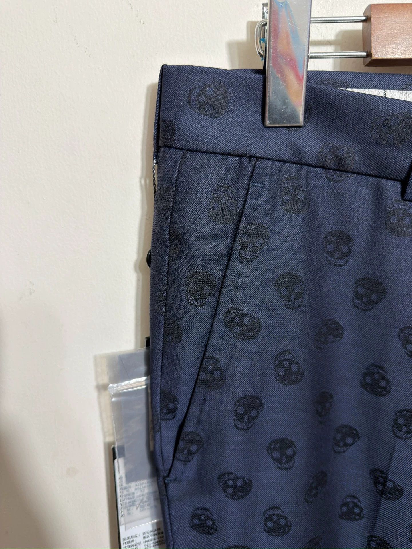 Alexander McQueen Alexander McQueen Blue Skull Slim Trousers Size US 36 / EU 52 - 3 Thumbnail