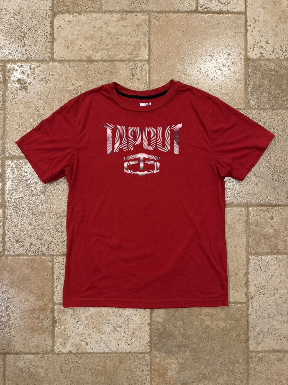 Vintage Vintage Tapout MMA Red Short Sleeve T-Shirt Size US M / EU 48-50 / 2 - 3 Thumbnail