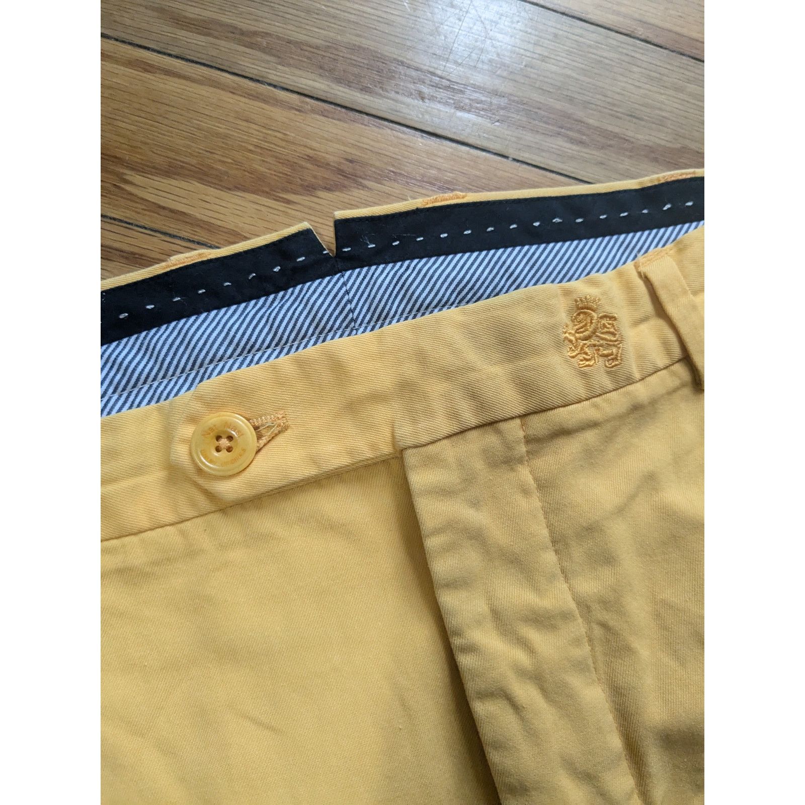 Nat Nast Nat Nast Yellow Size 35 Shorts Size US 35 - 2 Thumbnail