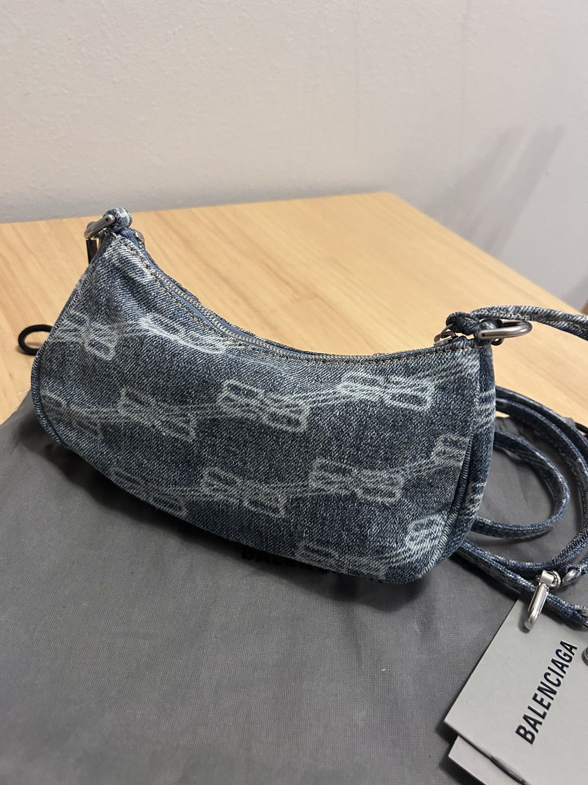 Balenciaga Balenciaga Le Cagole Mini Bag with Chain Size ONE SIZE - 4 Thumbnail