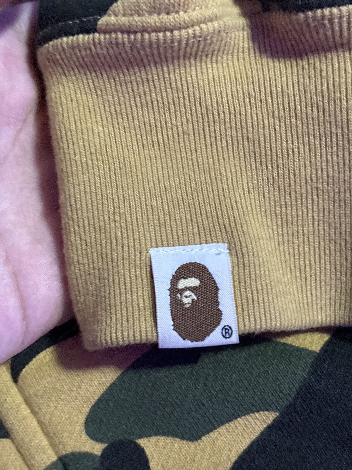 Bape 1st Camo Shark Full Zip Hoodie Size US L / EU 52-54 / 3 - 8 Thumbnail