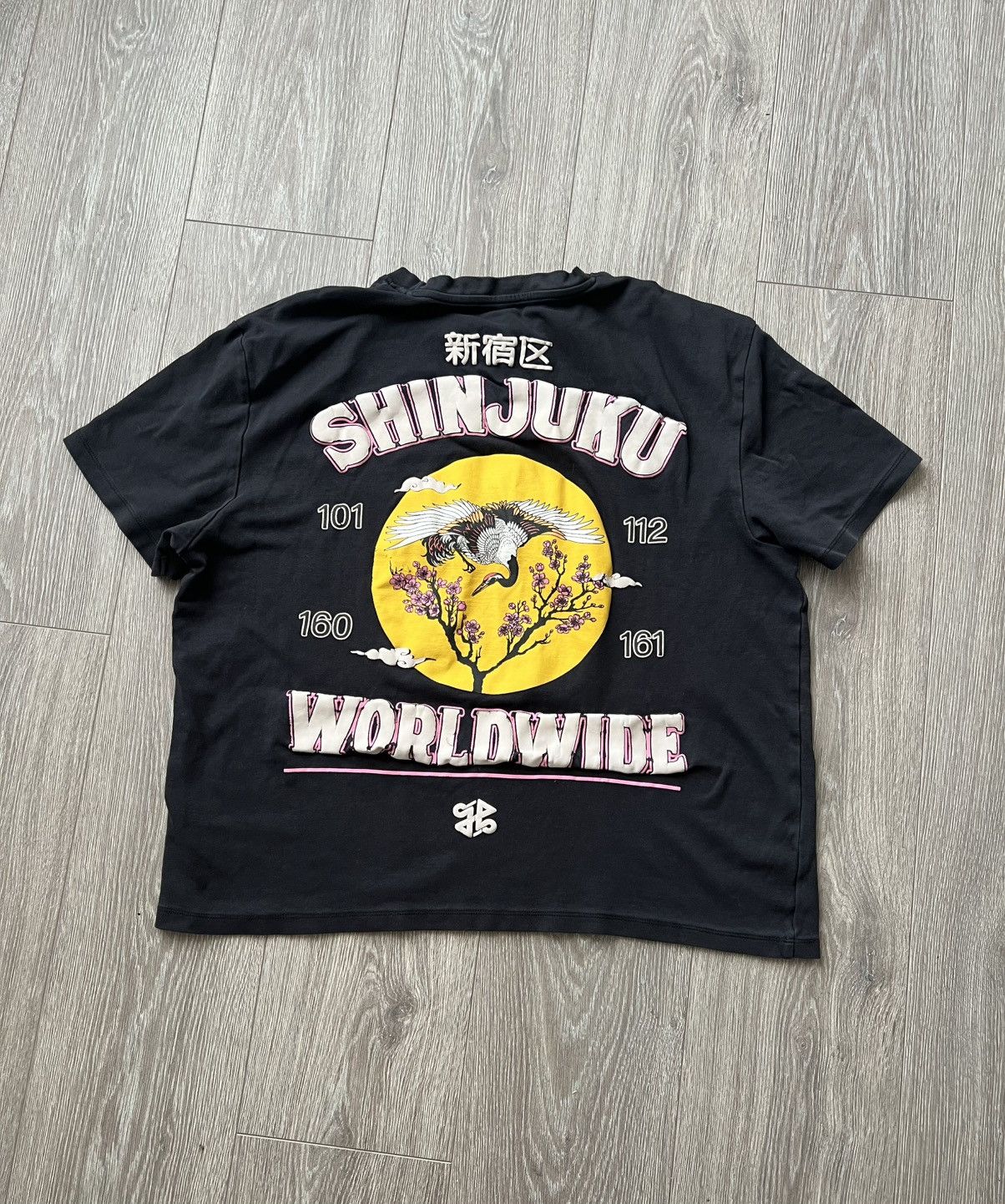 Japanese Brand Japan Shinjuku Worldwide Tee T-Shirt Size US XL / EU 56 / 4 - 1 Thumbnail
