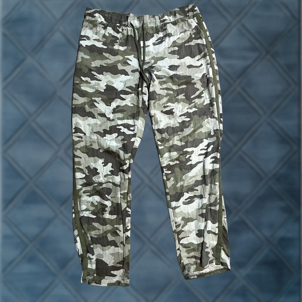 Lucky Brand Lucky Brand Pajama Pants Women Medium Olive Green Camo 28" Inseam Sleepwear Drawstring Stretch Knit Size 32" / US 10 / IT 46 - 1 Thumbnail