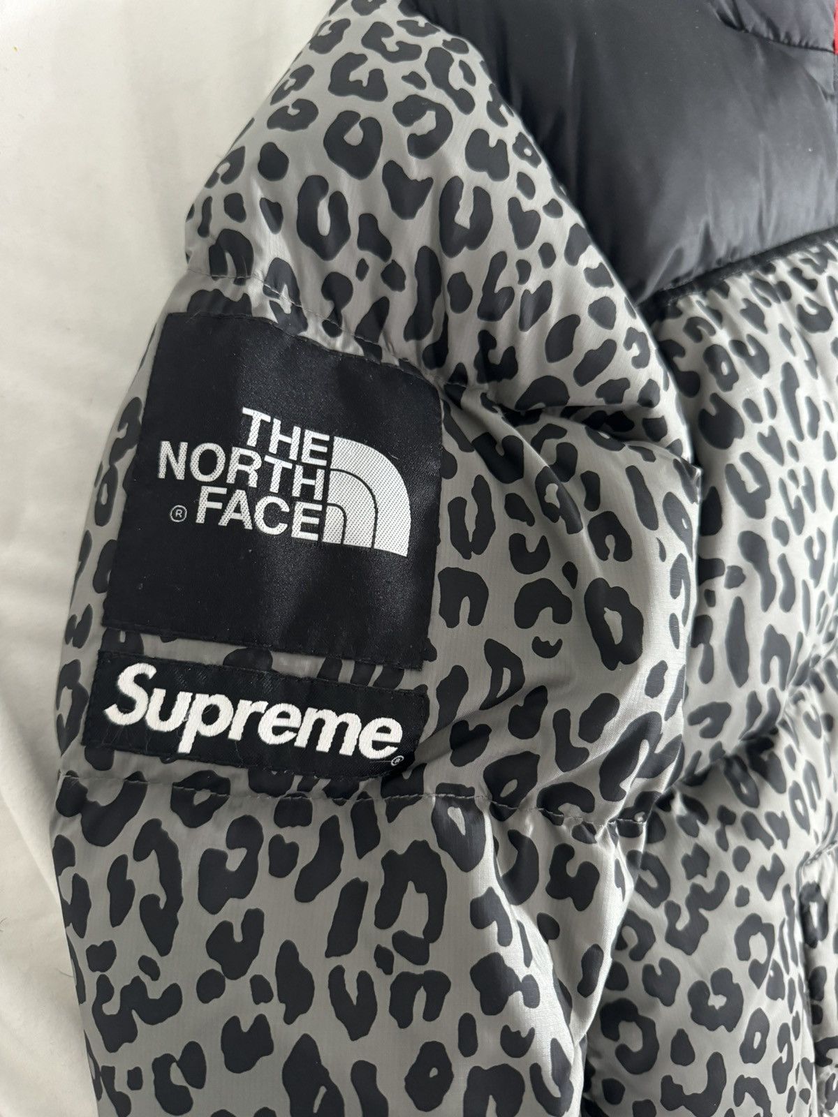 Supreme × The North Face Supreme x The North Face 2011 Cheetah Print Nuptse Size US M / EU 48-50 / 2 - 6 Thumbnail