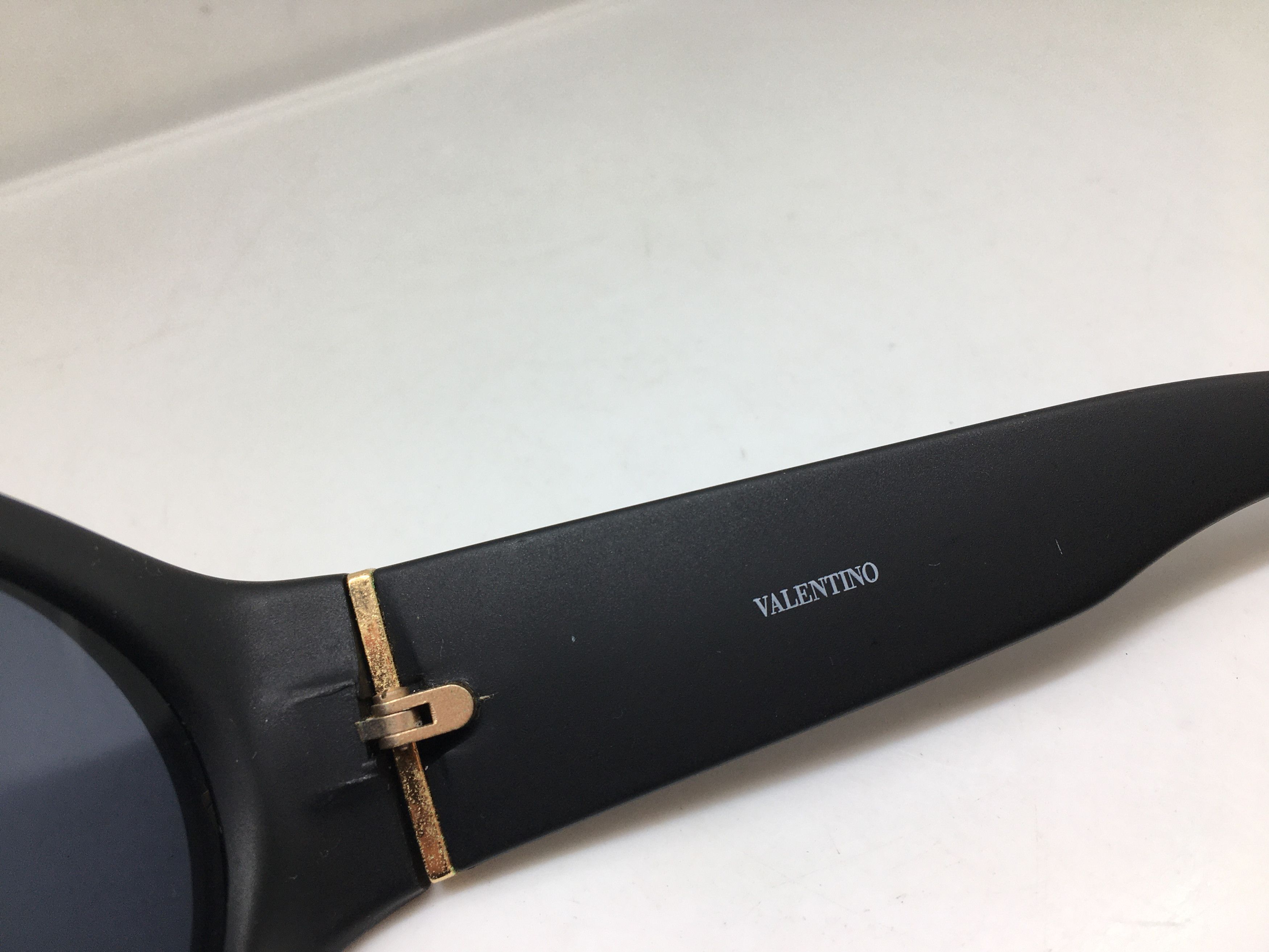 Valentino Vintage Valentino V5015 Sunglasses Frame Italy Size ONE SIZE - 4 Thumbnail