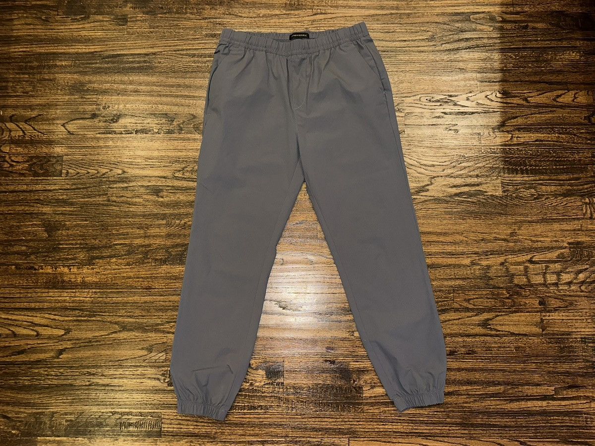 Banana Republic × Lululemon Banana Republic BR Sport Sz Small Motion Tech Joggers Brown Size US 30 / EU 46 - 1 Thumbnail