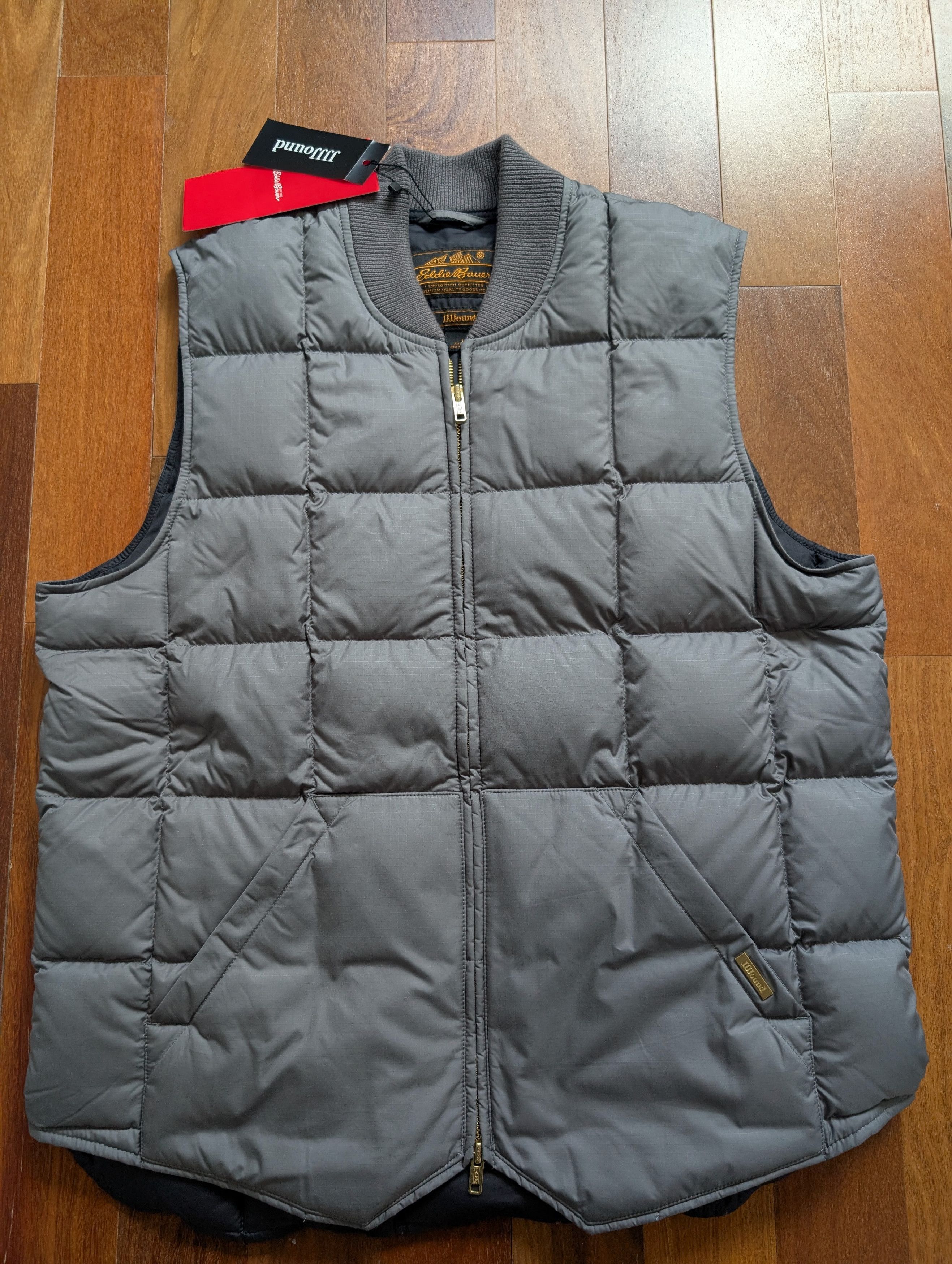ジャケット・アウター Eddie Bauer JJJJound Canadian Down Vest JJJJound and Eddie Bauer Team Up for the Platonic Winter