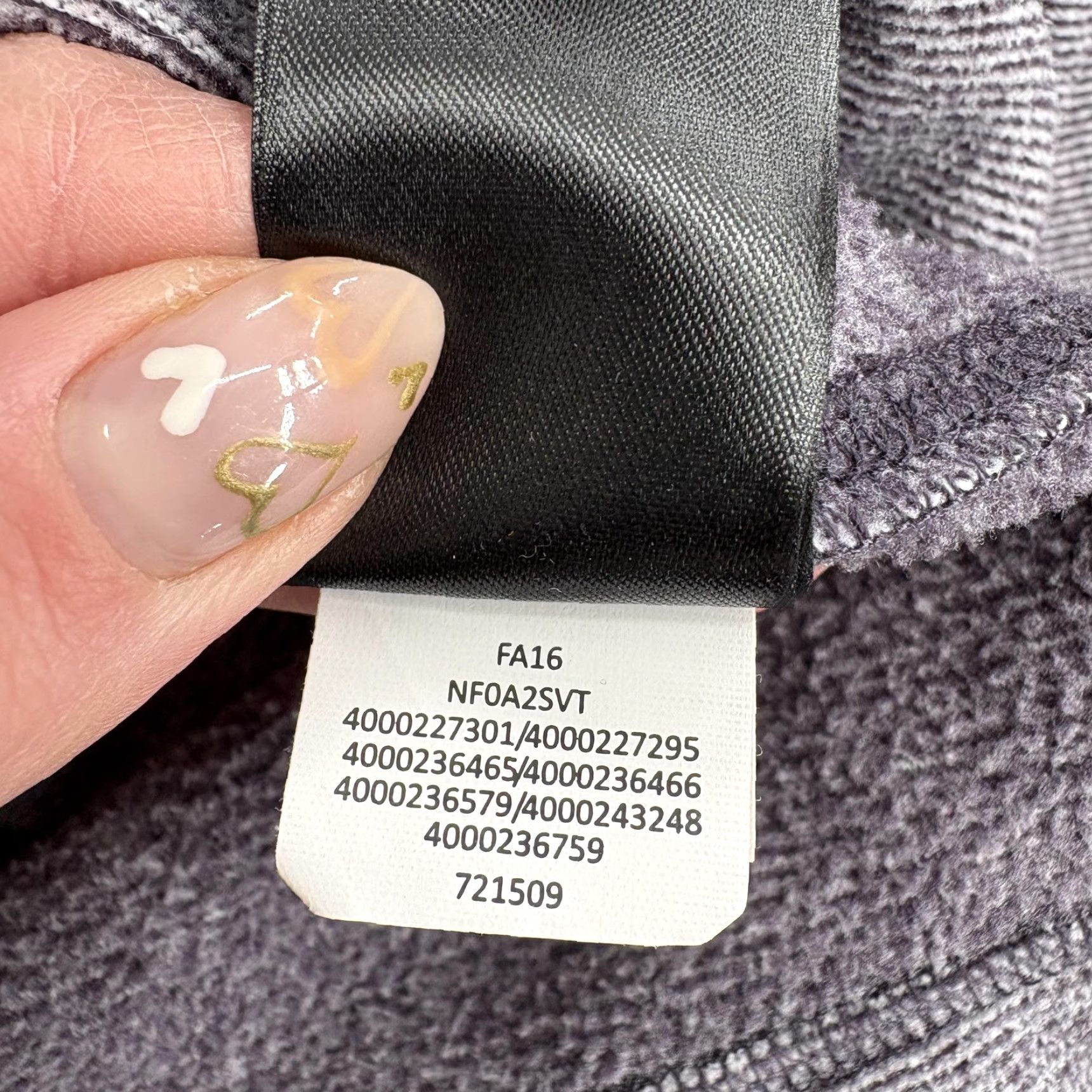 The North Face The North Face Jacket Womens Small Gray Striped Fleece Hooded Full Zip Casual Travel Size S / US 4 / IT 40 - 6 Thumbnail