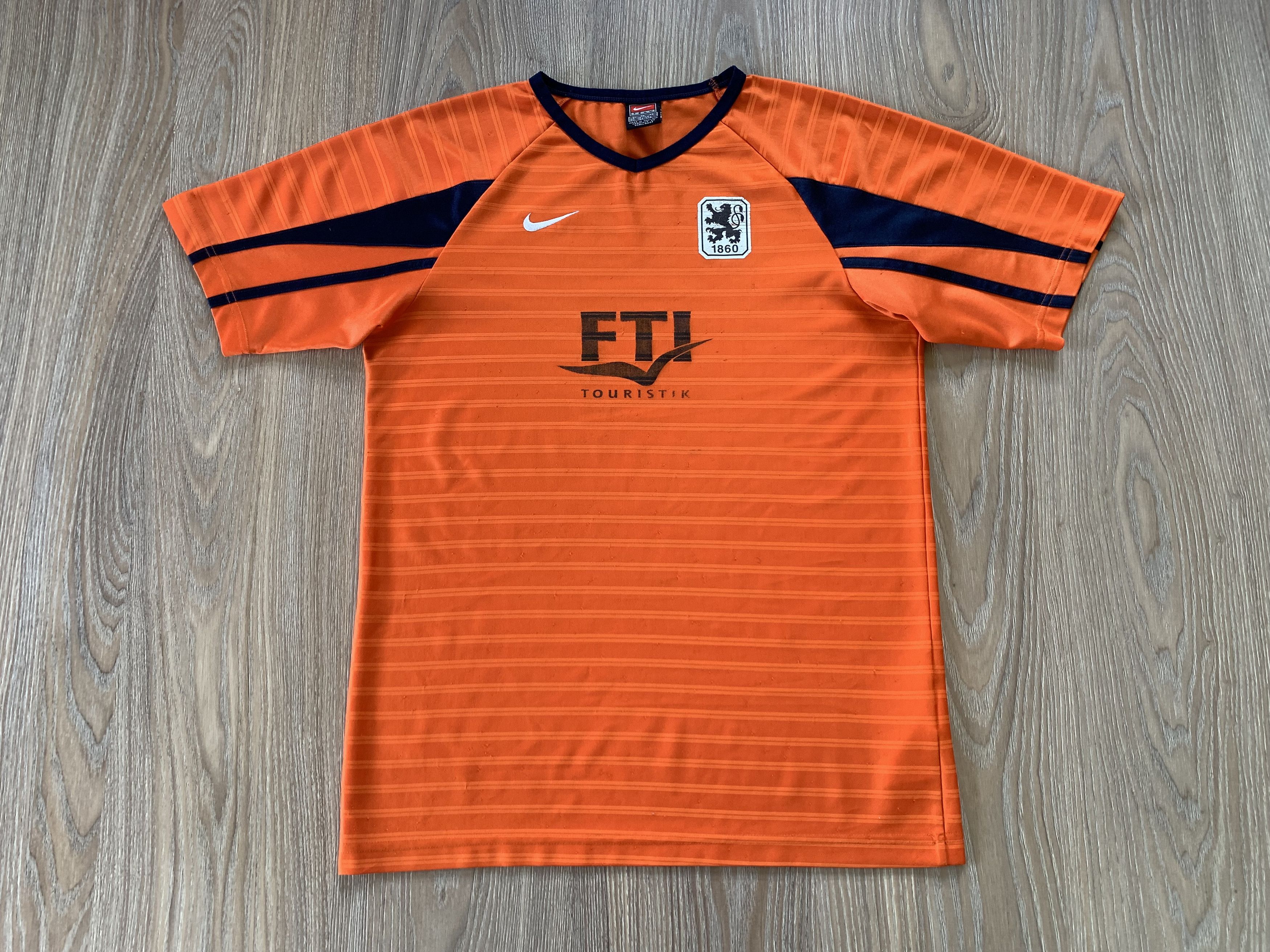 Nike × Vintage Vintage Nike 1860 Munich Away Shirt 2001-2002 Size US XL / EU 56 / 4 - 3 Thumbnail