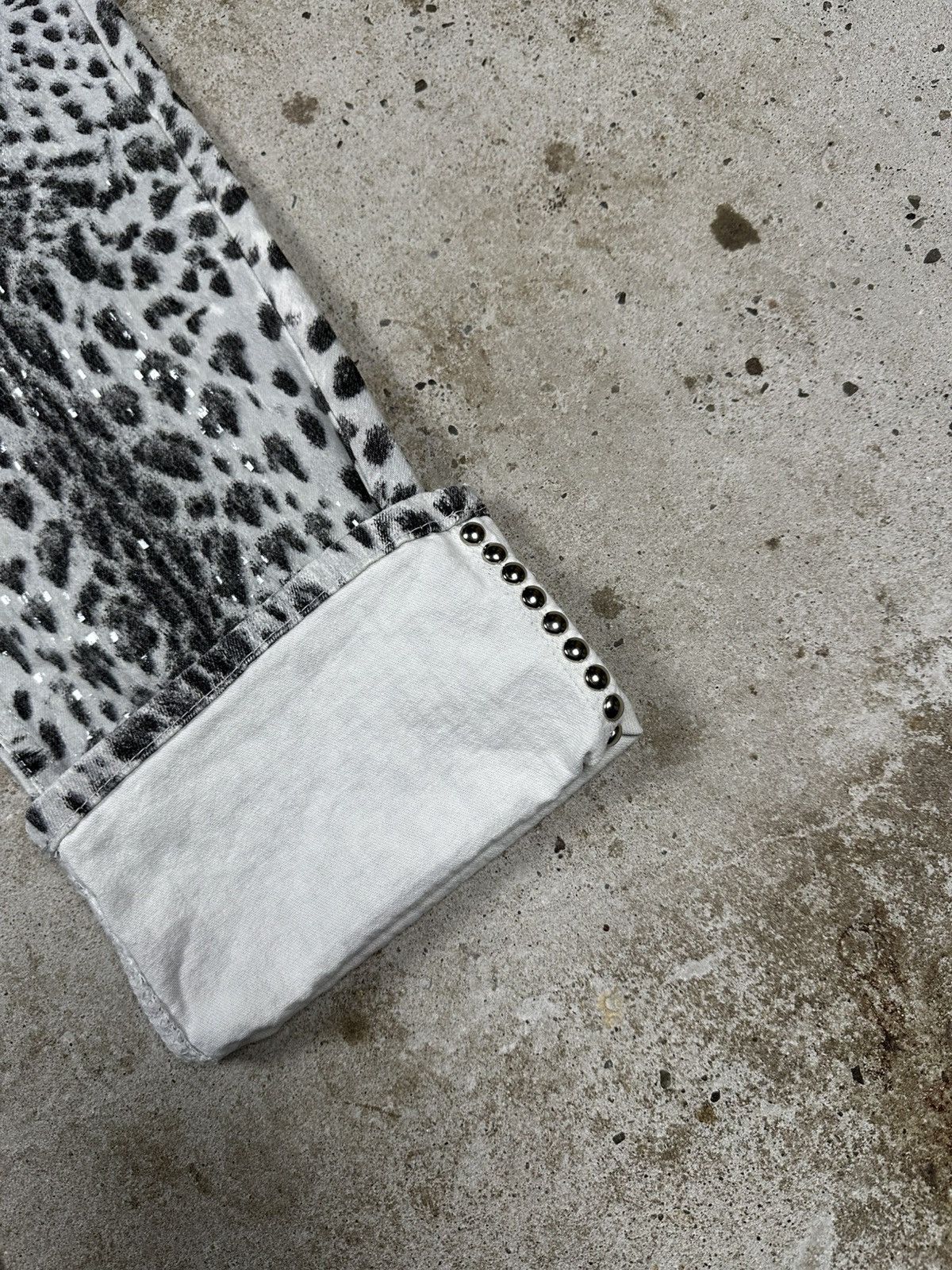 Roberto Cavalli Vintage SS2000 Roberto Cavalli Leopard Skin Print Pants Size 25" / US 0 / IT 36 - 9 Thumbnail