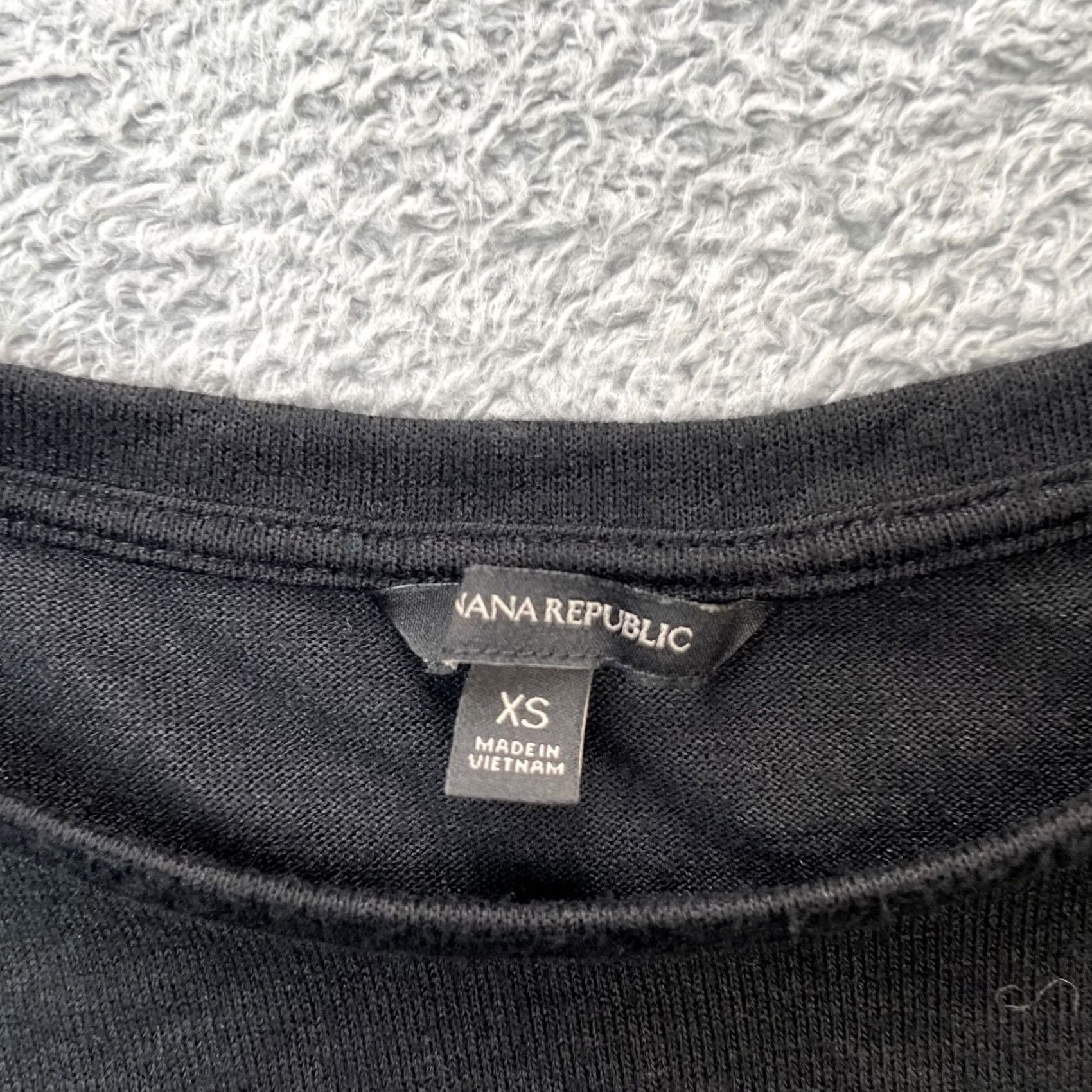 Banana Republic Banana Republic Womens XS Black Soft Modal Knot Front Classic Shirt Size XS / US 0-2 / IT 36-38 - 3 Thumbnail
