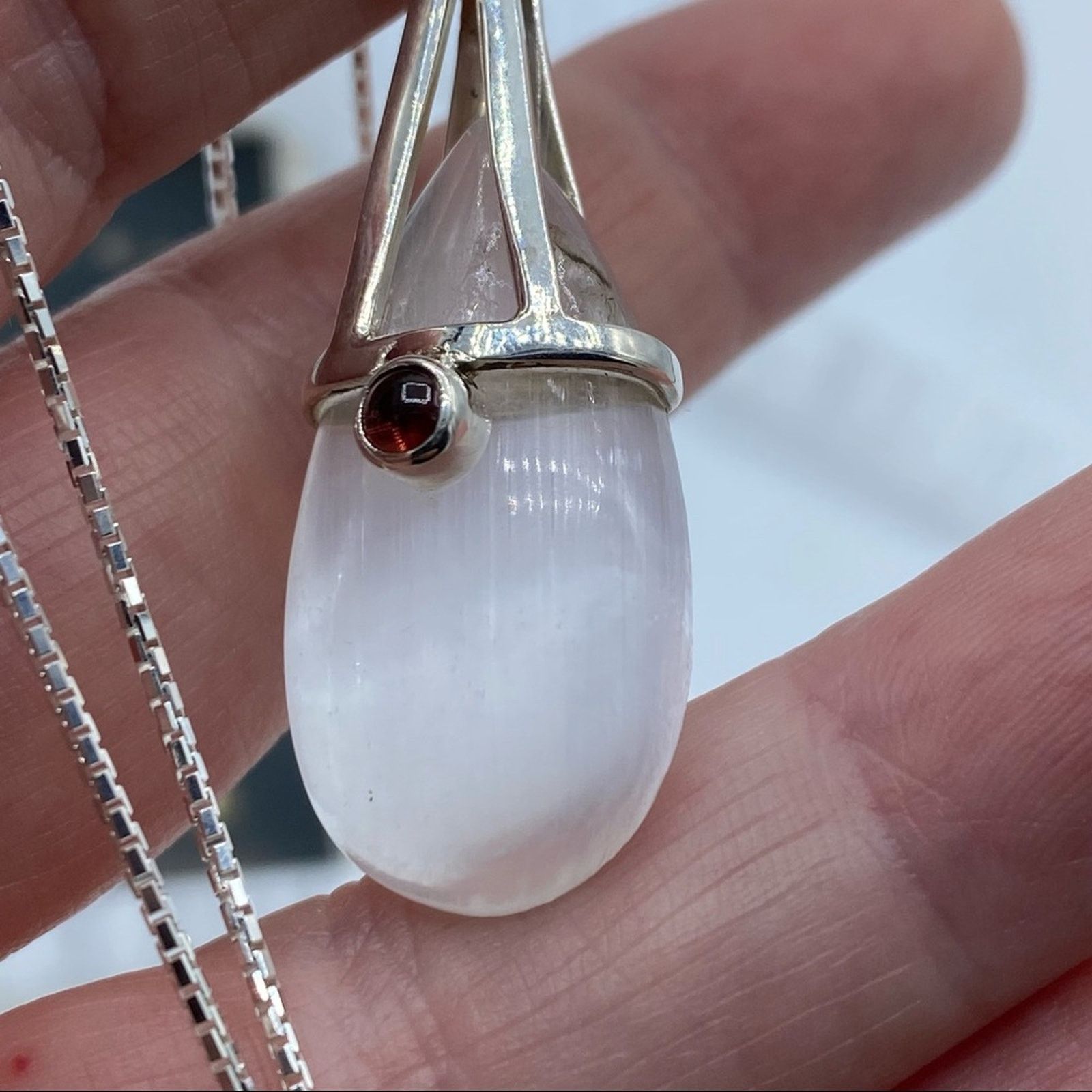 The Unbranded Brand Selenite And Garnet Pendant on Diamond Cut Box Chain Size ONE SIZE - 4 Thumbnail