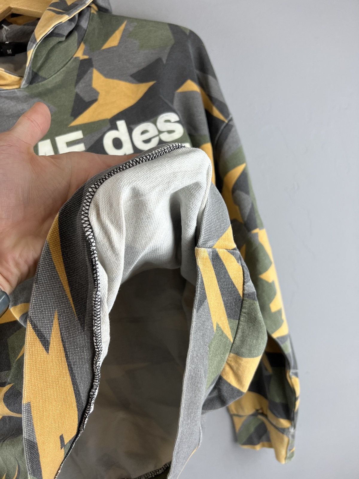 Comme Des Fuck Down Vintage COME des FUCK DOWN authentic hoodie multi camo y2k Size US M / EU 48-50 / 2 - 10 Thumbnail