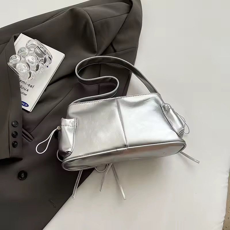 Other Vintage Y2k Style PU Leather Silver Metallic Shoulder Bag Size ONE SIZE - 6 Thumbnail