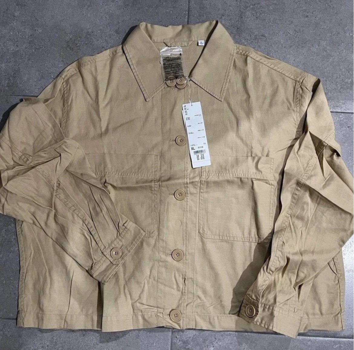 Uniqlo Uniqlo U Overshirt Jacket SS22 - Beige (XL) Size US XL / EU 56 / 4 - 1 Thumbnail