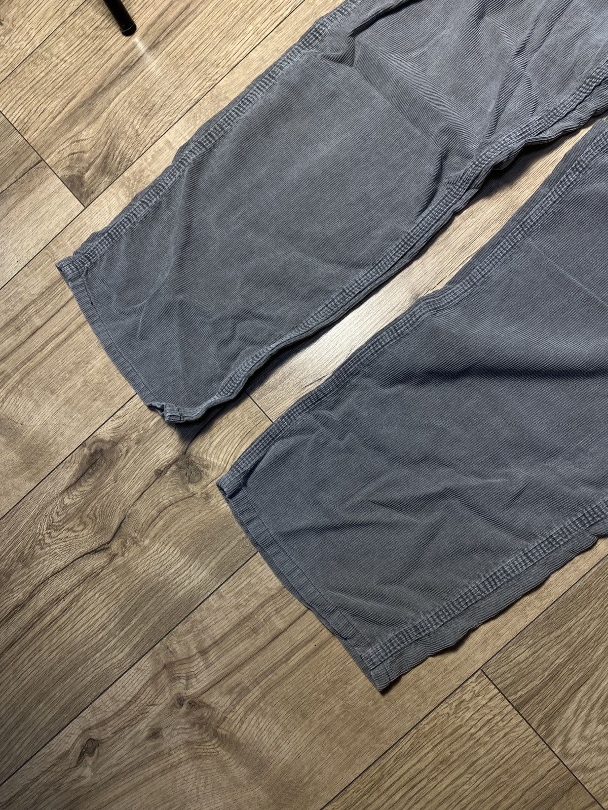 Carhartt Carhartt WIP Grey Corduroy Carpenter Pants Relaxed Fit 34x34 Size US 34 / EU 50 - 2 Thumbnail
