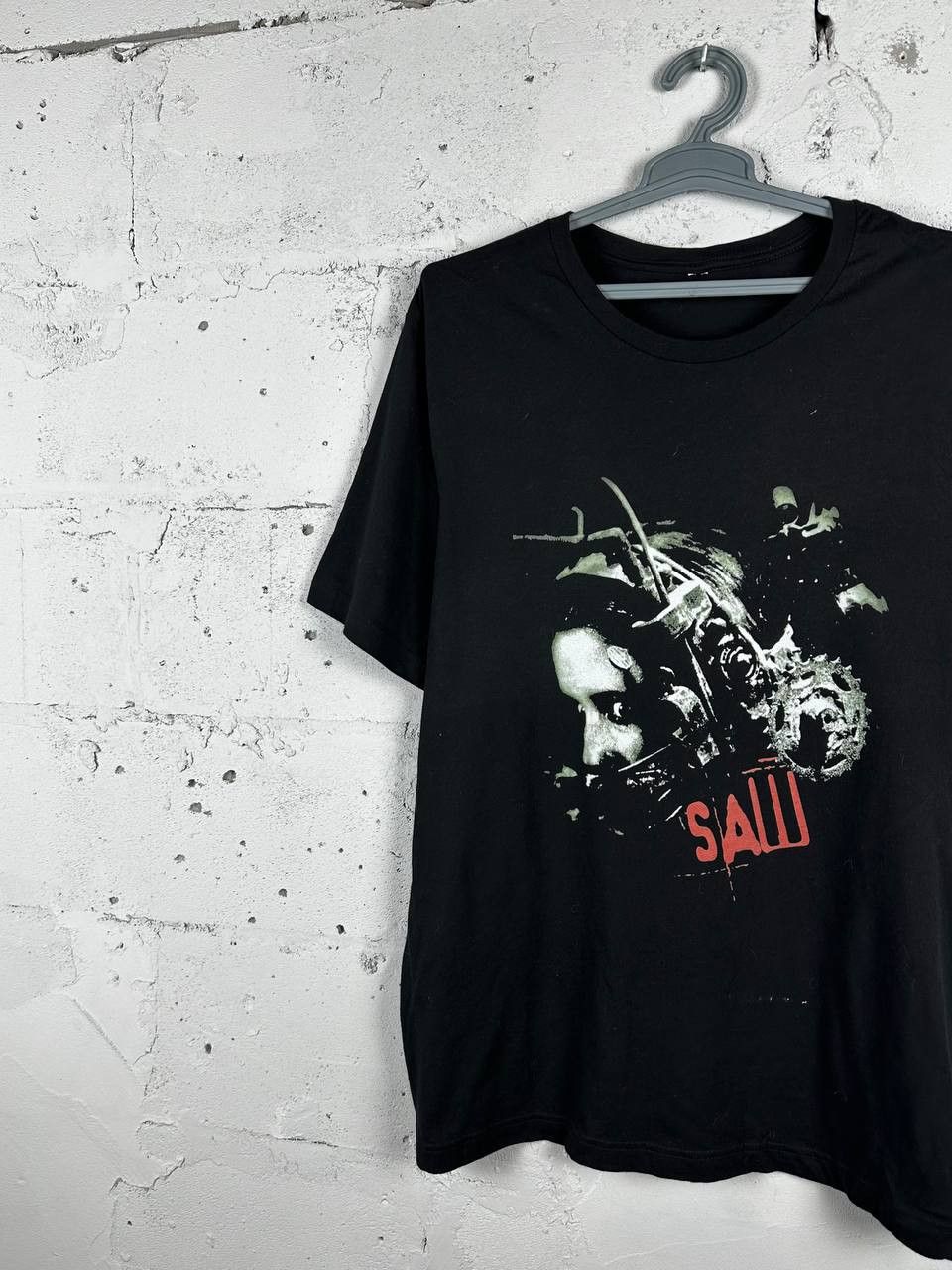 Vintage Saw vintage t shirt size XL Horror Movie Size US XL / EU 56 / 4 - 1 Thumbnail