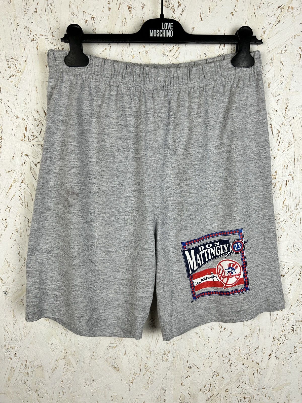 Nutmeg 90s Nutmeg 1990 MLB Don Mattingly #23 NY Yankees Shorts Size US 34 / EU 50 - 1 Thumbnail